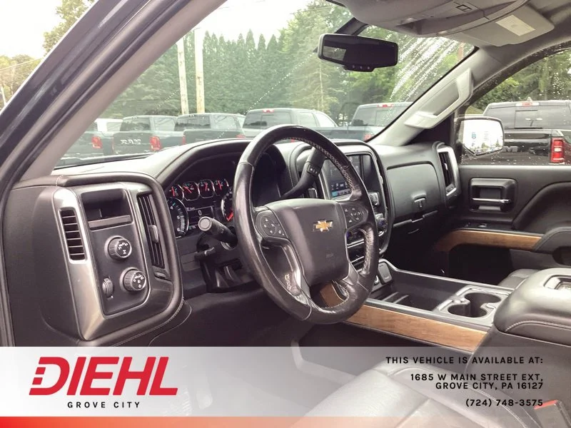 Used 2018 Gray Chevrolet LTZ image 24