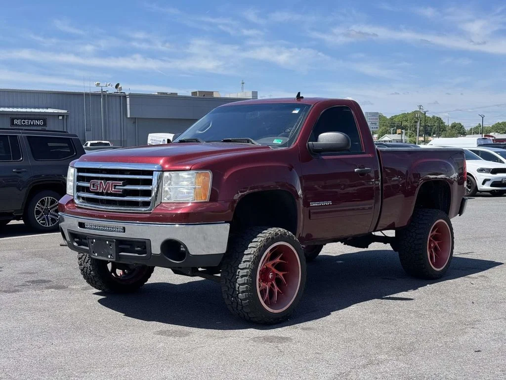2013 GMC Sierra 4WD Regular Cab SLE LWB's photo