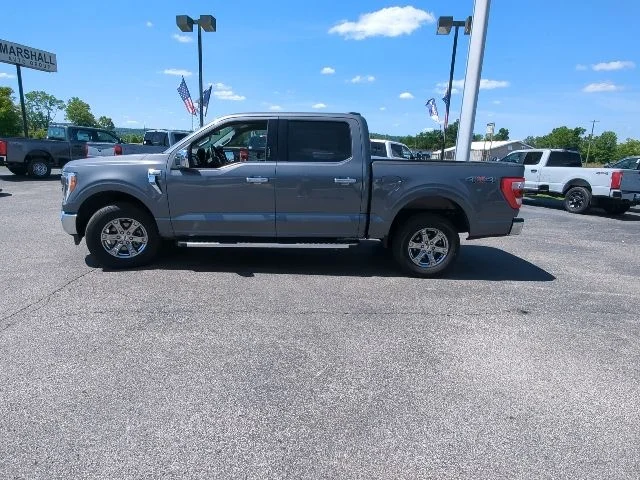 Used 2023 Gray Ford Lariat image 6