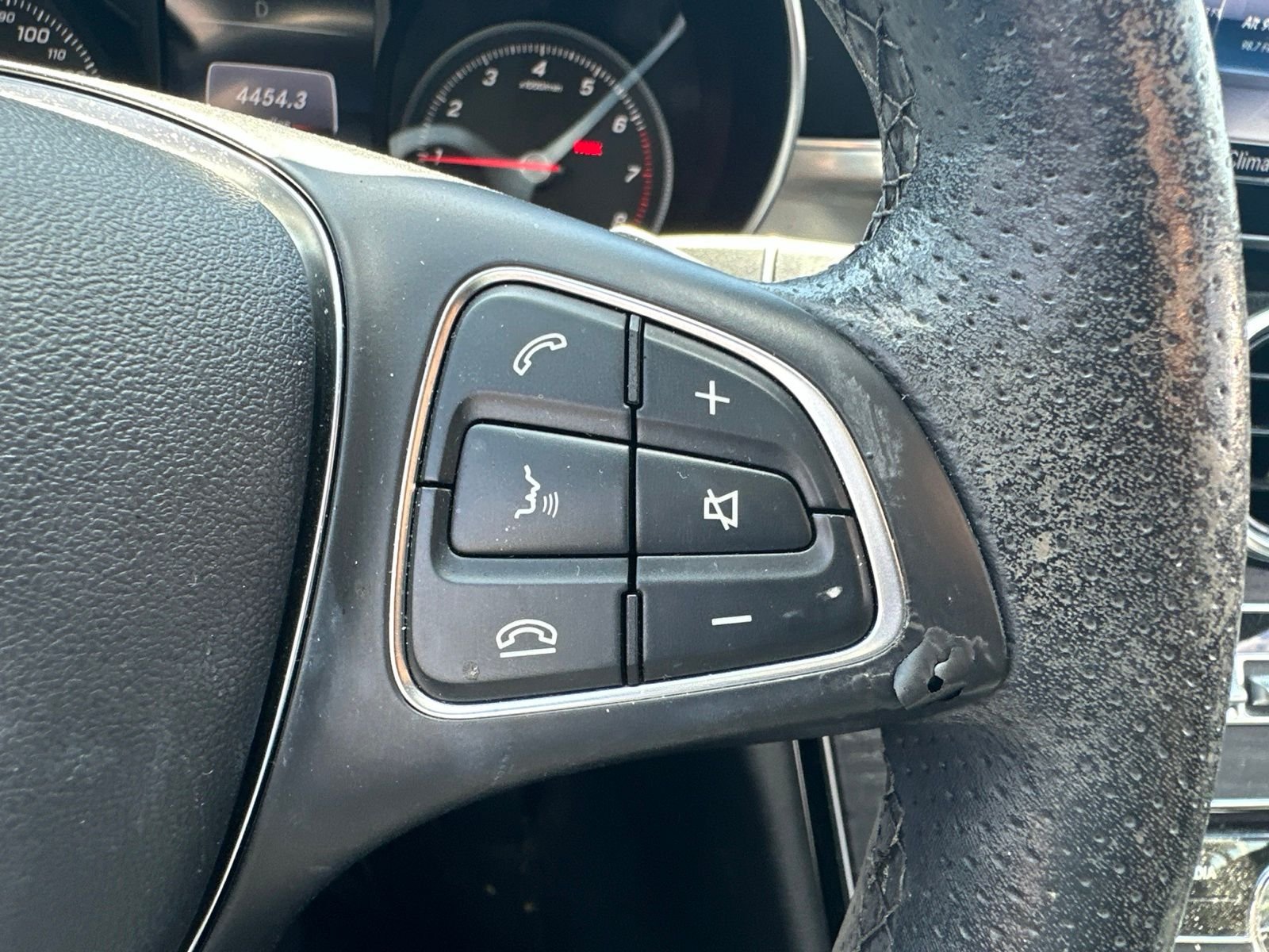 Used 2018 Black Mercedes-Benz C 300 image 11