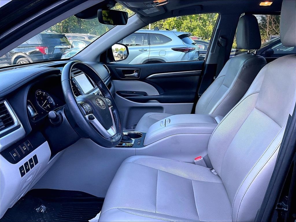 Certified Used 2019 Black Toyota Limited Platinum image 4