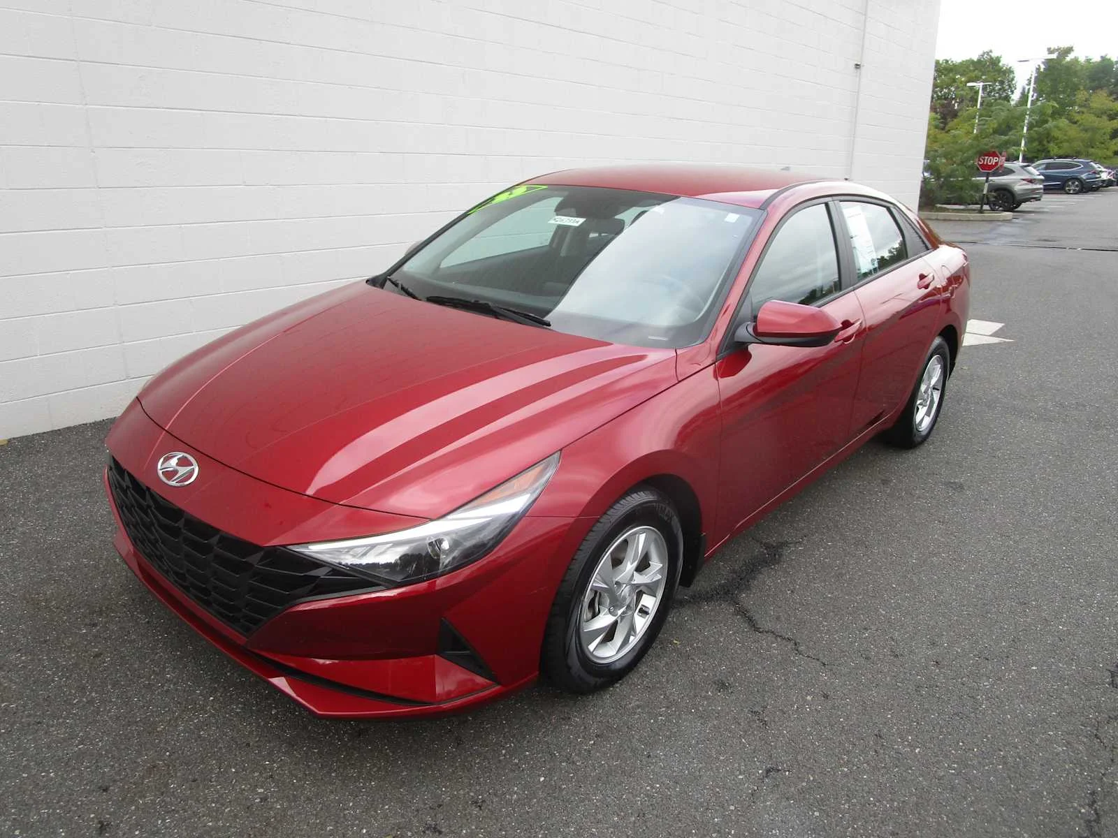 2023 Hyundai Elantra SE