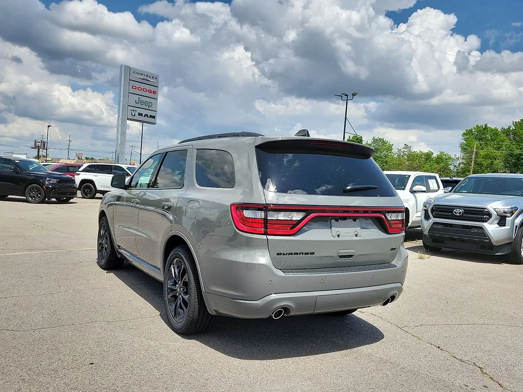 New 2026 Destroyer Gray Clear-Coat Exterior Paint Dodge GT image 4