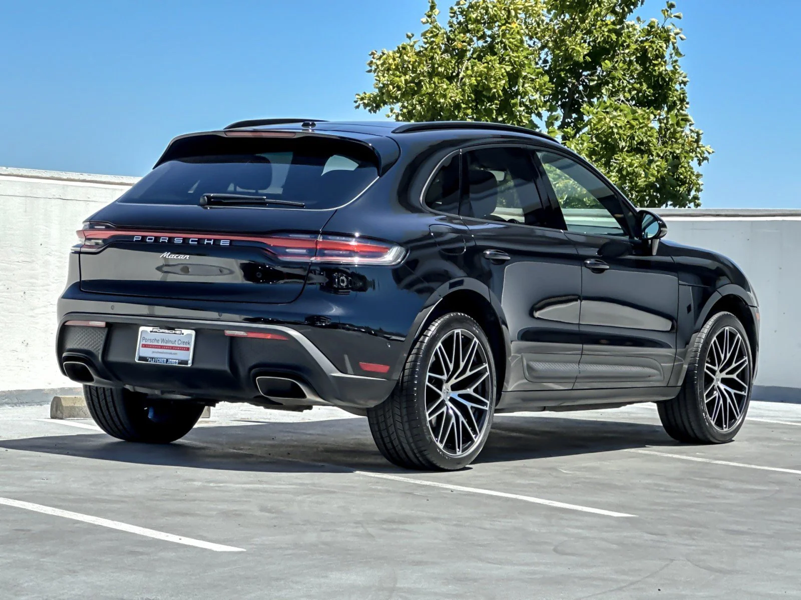 Used 2023 Black Porsche  image 8