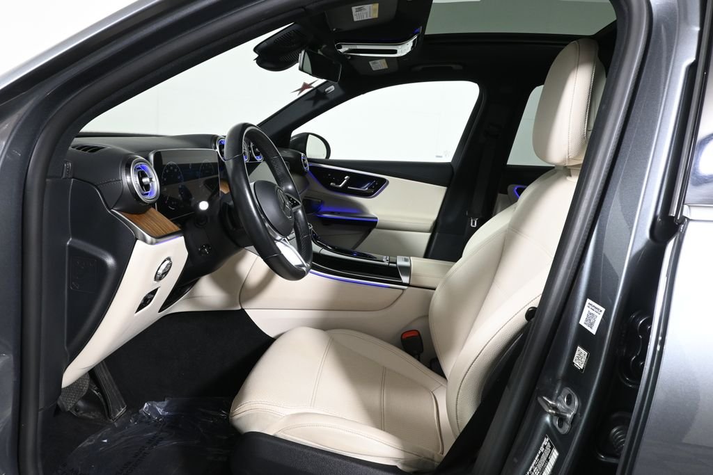 Used 2023 Selenite Gray Metallic Mercedes-Benz GLC 300 image 3