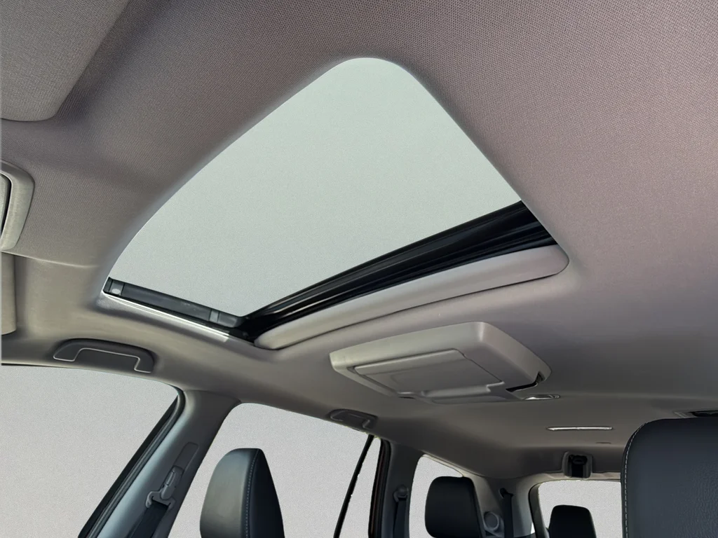 Used 2019 Red Honda Touring image 28