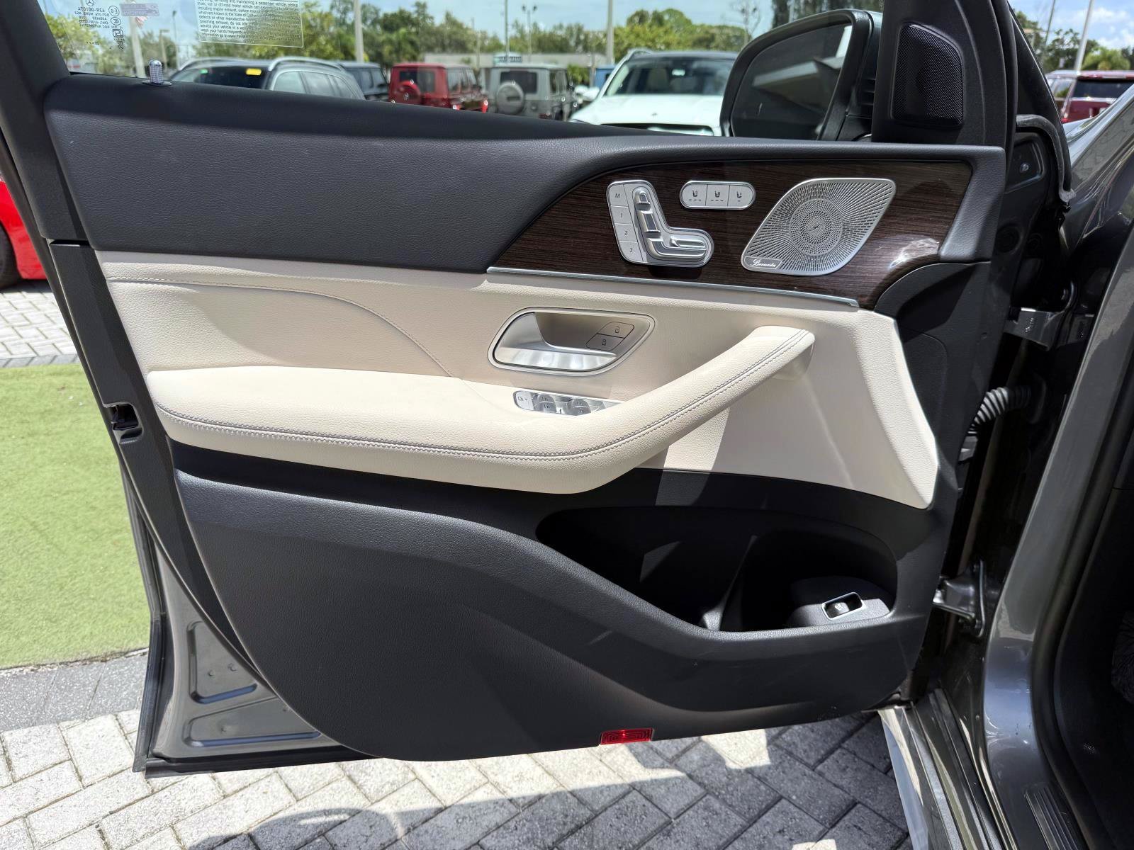 Certified Used 2026 Gray Metallic Mercedes-Benz 450 image 18