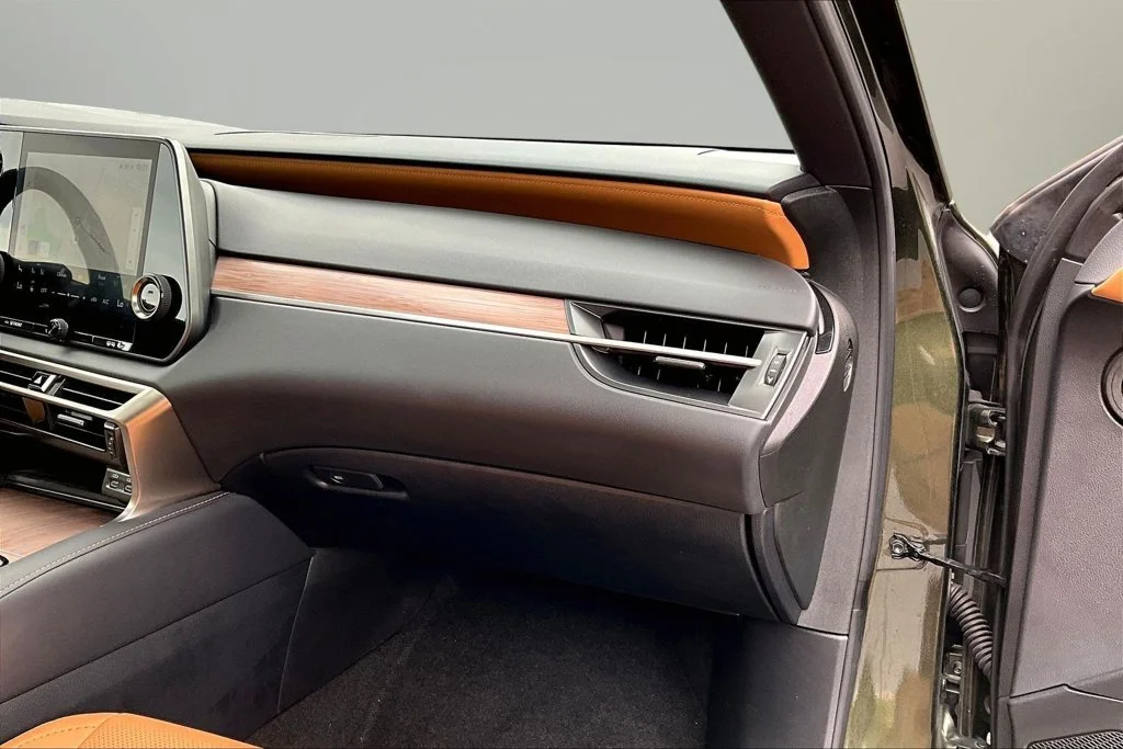 Used 2023 Green Lexus 350 Premium image 32