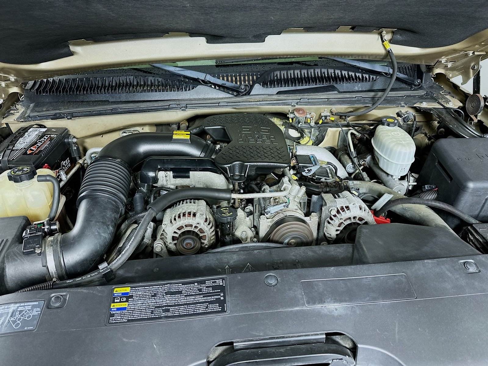 Used 2004 Sandstone Metallic Chevrolet Base image 29