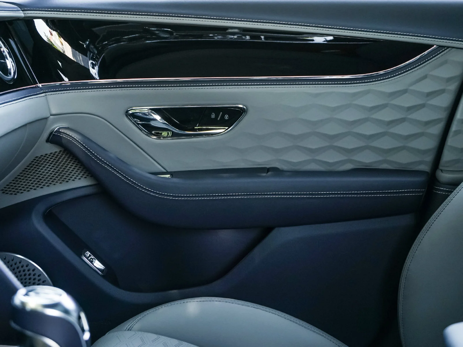 2025 Bentley Flying Spur Speed - Photo 19