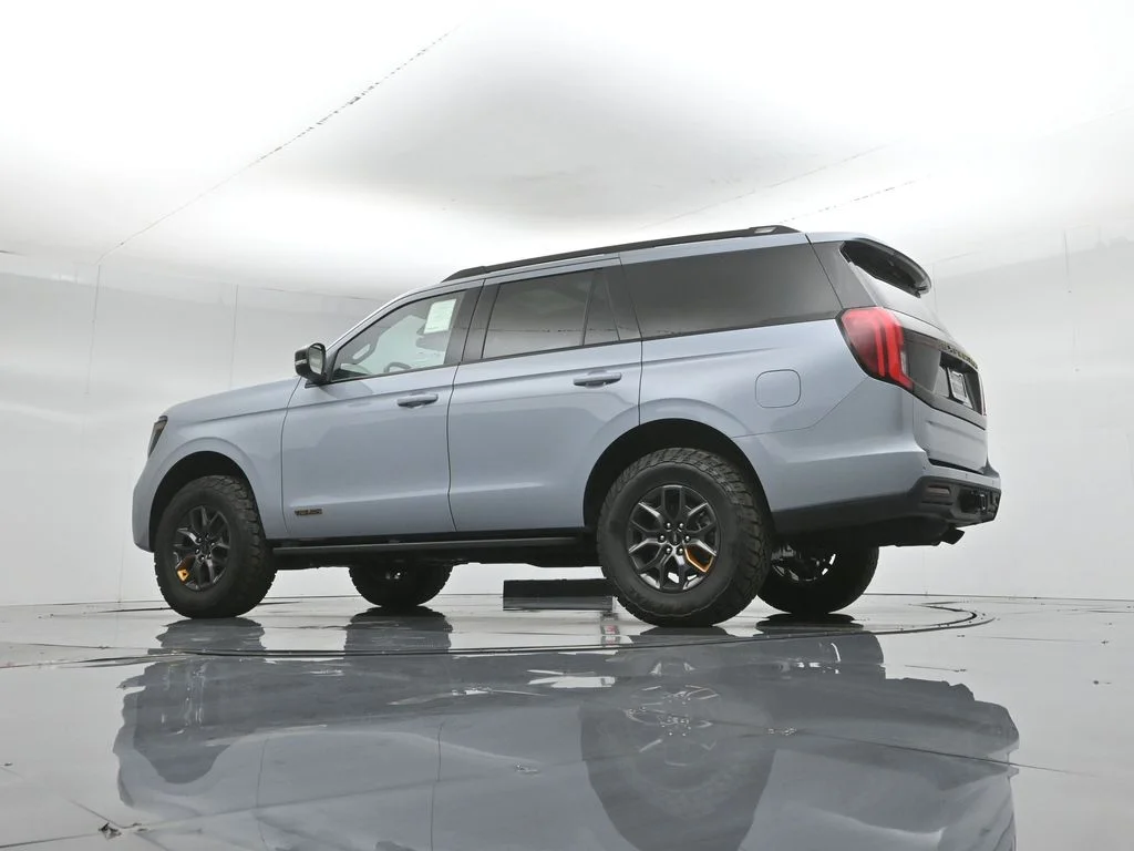 New 2026 Glacier Gray Metallic Tri-Coat Ford Tremor image 54