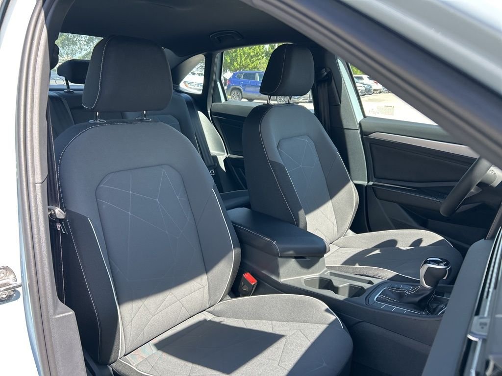 2026 Volkswagen Jetta Sport - Photo 37