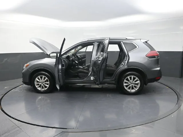 Used 2019 Gray Nissan SV image 42