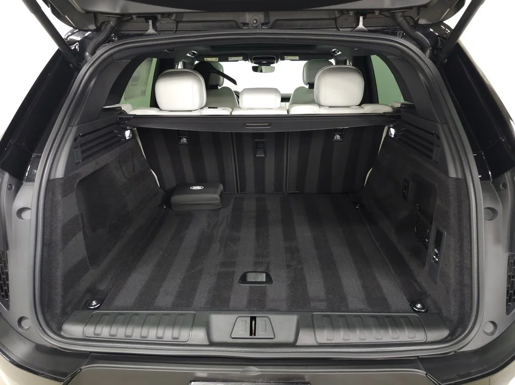 Certified Used 2026 Black Land Rover SE image 6