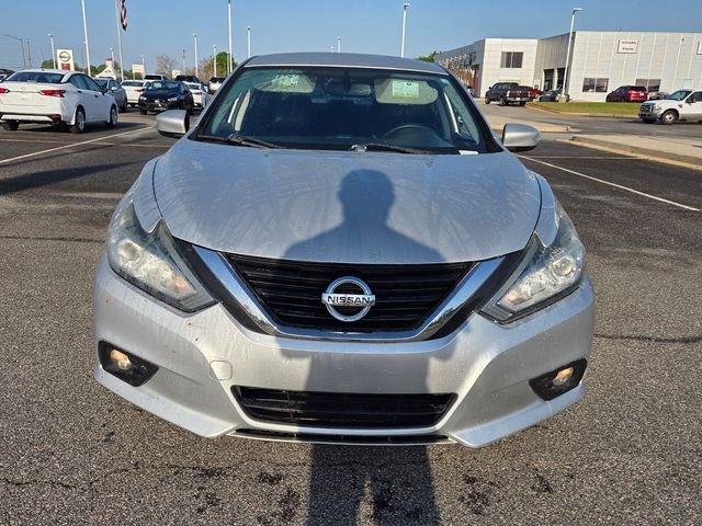 Used 2018 Nissan Altima SL with VIN 1N4AL3AP9JC177273 for sale in Warner Robins, GA