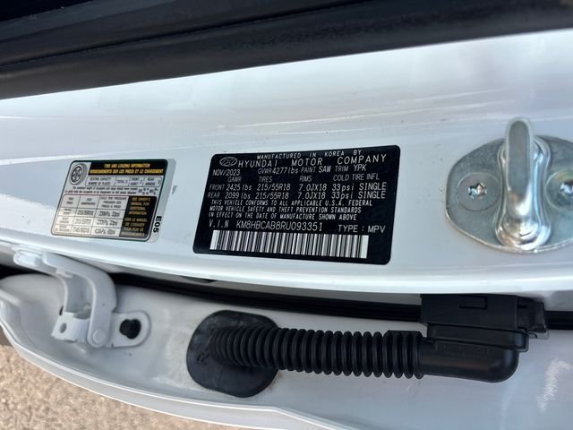 Used 2024 White Hyundai SEL image 34