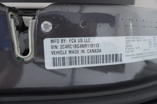 Used 2022 GREY Chrysler Touring L image 39