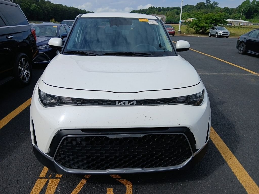 2024 Kia Soul 2.0L LX IVT's photo