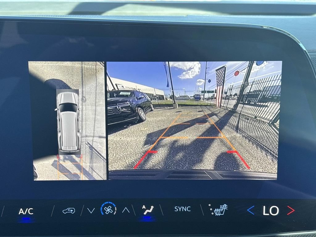 2026 Chevrolet Suburban RST - Photo 29