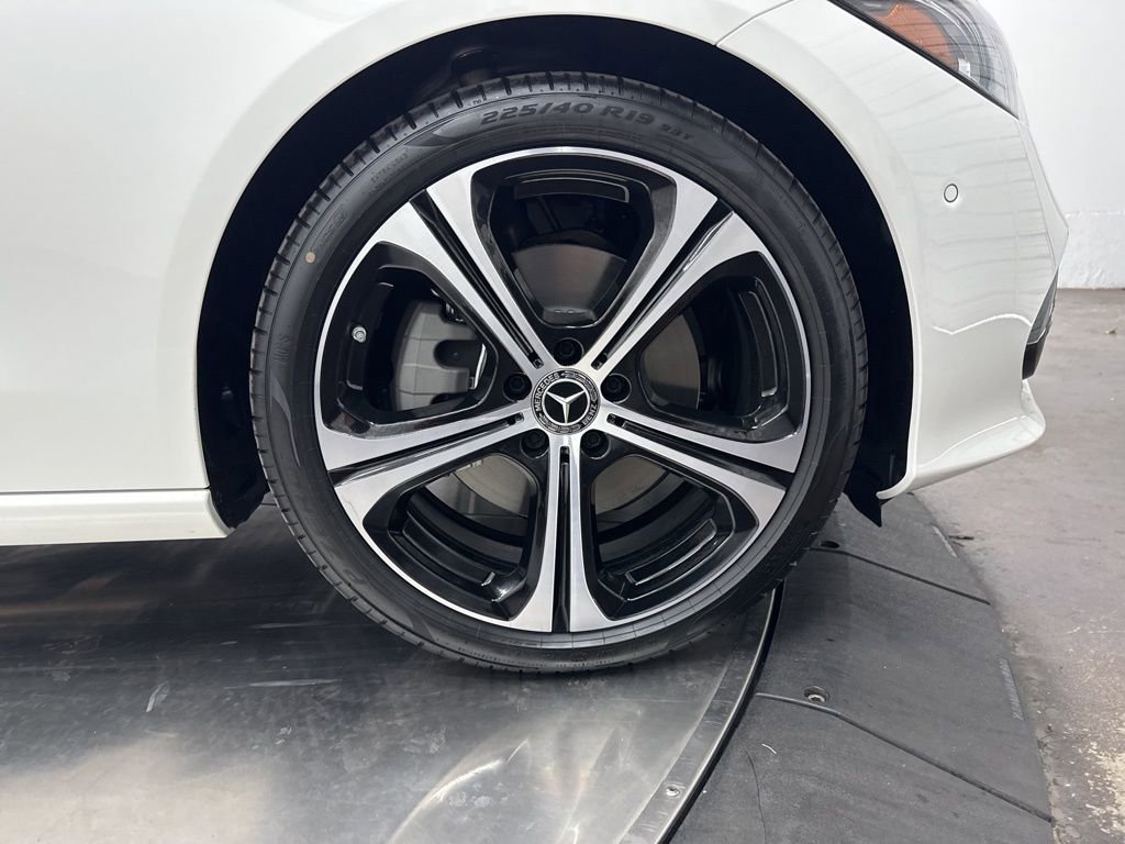 New 2026 Polar White Mercedes-Benz C 300 image 44
