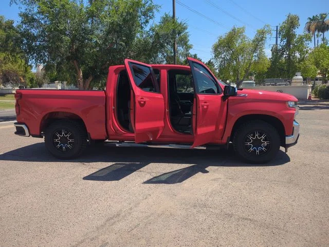 Used 2019 Red Chevrolet LT image 7