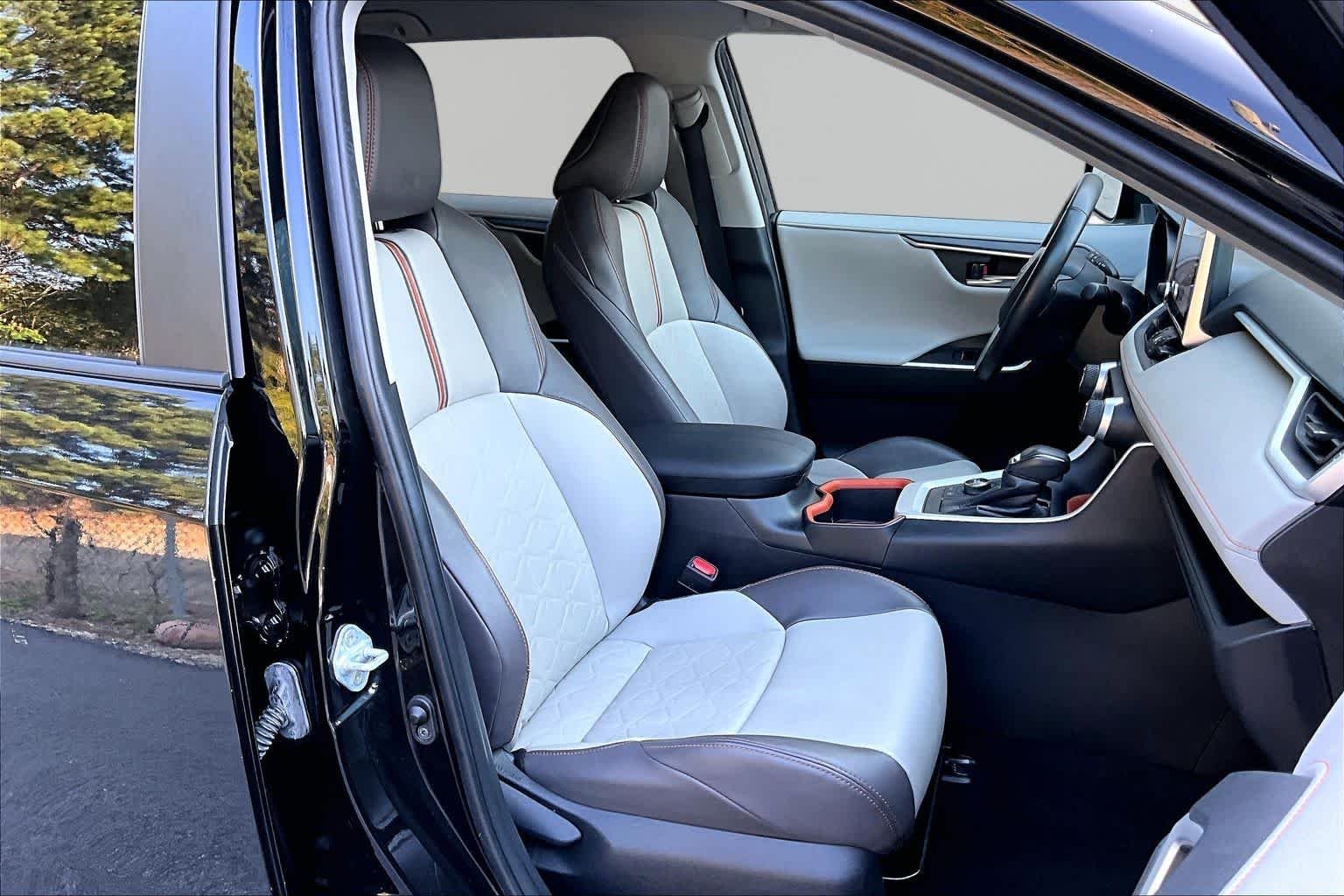 Used 2024 Midnight Black Metallic Toyota Adventure image 9