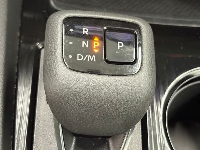 Used 2025 Beige/tan Nissan SV image 31