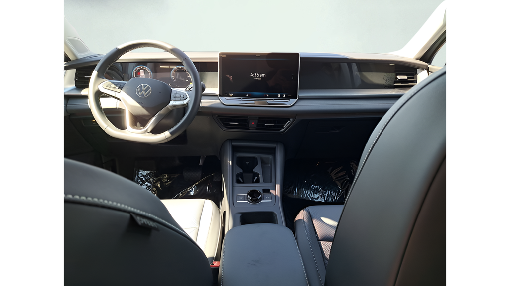 2025 Volkswagen Tiguan SE - Photo 20