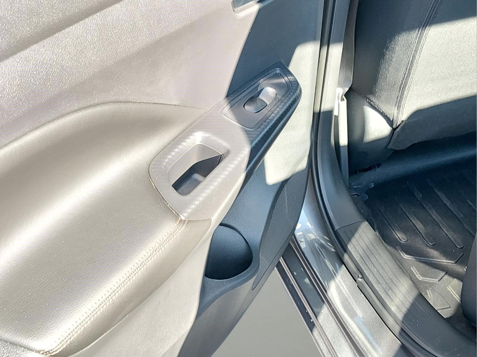 Used 2024 Gun Metallic Nissan SR image 20