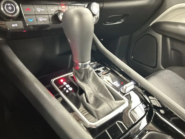 Used 2024 Blue Jeep Limited image 10