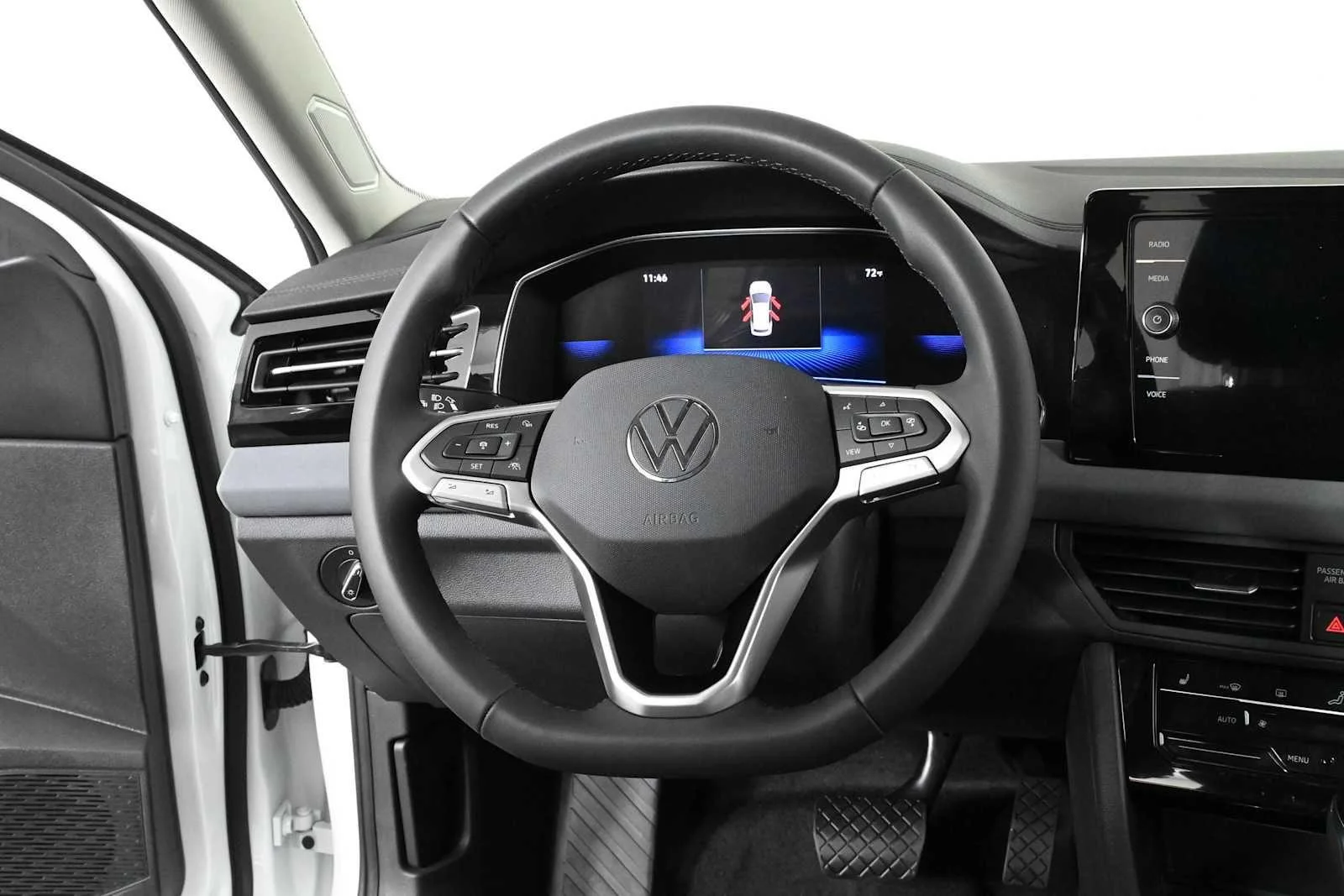 New 2026 Opal White Pearl Volkswagen SE image 3