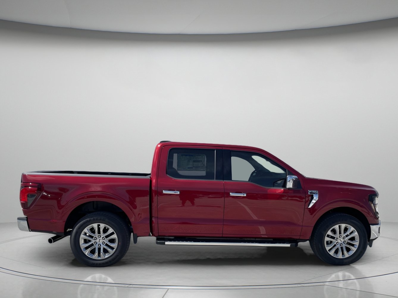 New 2026 Ruby Red Metallic Tinted Clearcoat Ford XLT image 2
