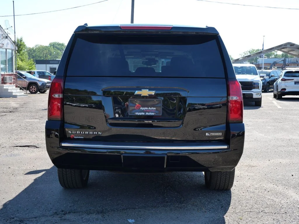 Certified Used 2018 Black Chevrolet Premier image 5