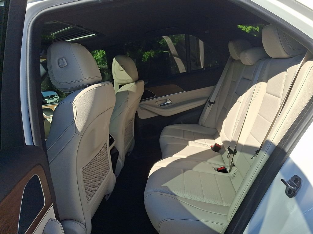 Certified Used 2025 Polar White Mercedes-Benz GLE 450 image 10
