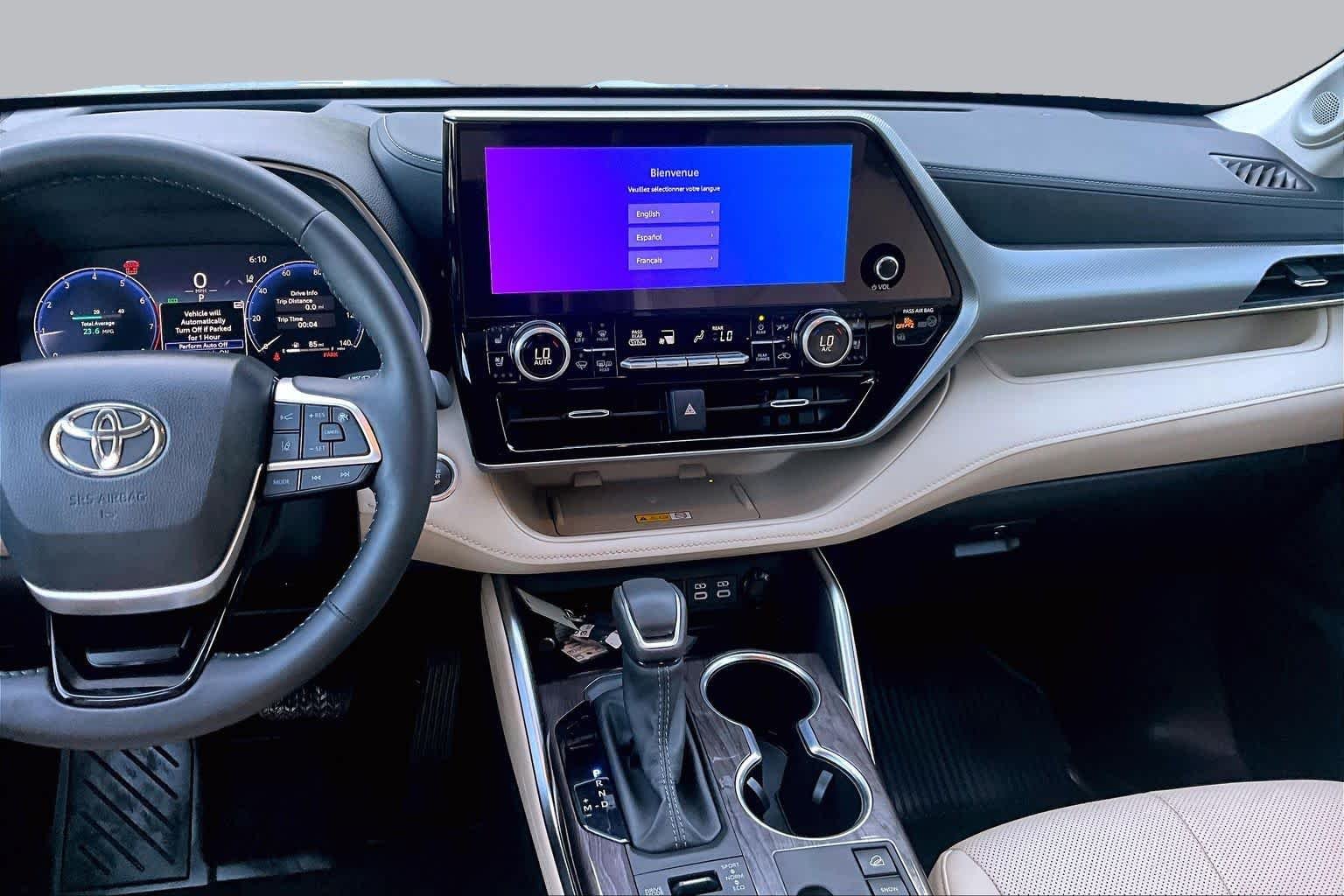 Used 2024 Wind Chill Pearl Toyota Platinum image 7
