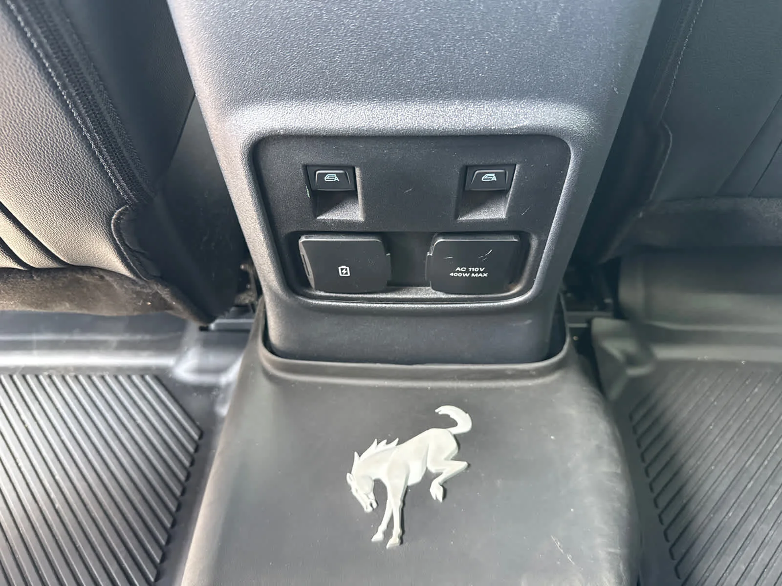 Used 2024 Race Red Ford Wildtrak image 39