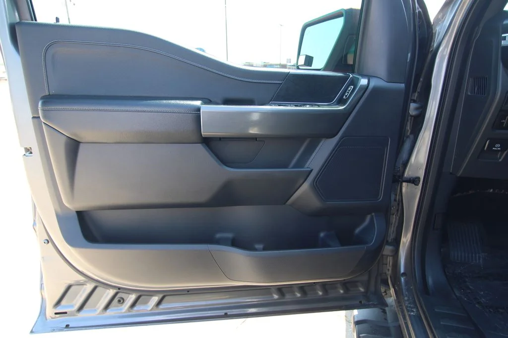 Used 2023  Ford XLT image 40