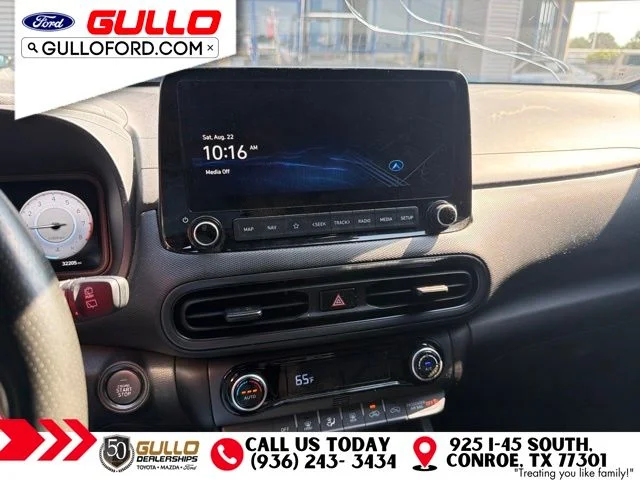 Used 2023 Racing Red Hyundai Base image 10