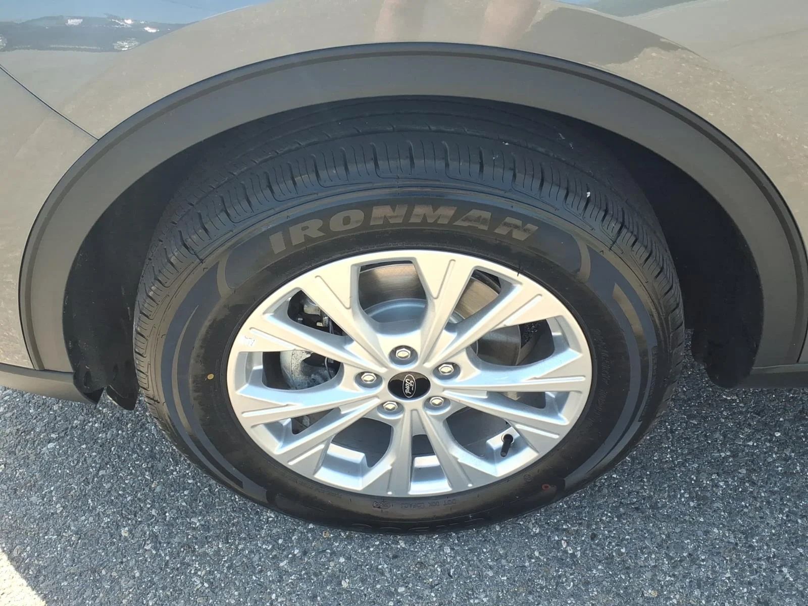 Used 2025 Gray Metallic Ford Active image 9