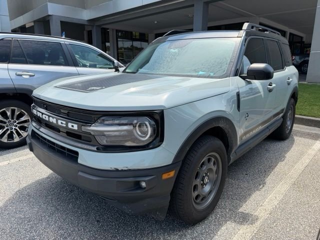 Certified Used 2023 Cactus Green / Gray Ford Outer Banks image 2