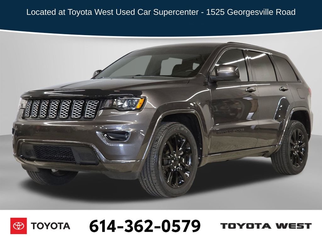 Used 2021 Gray Jeep Laredo X image 1