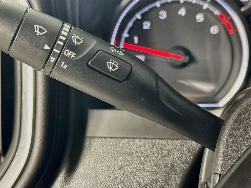 Used 2021 Summit White Chevrolet LT image 14
