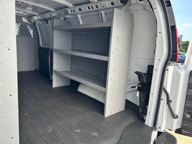 2025 Chevrolet Express Cargo Work Van - Photo 14