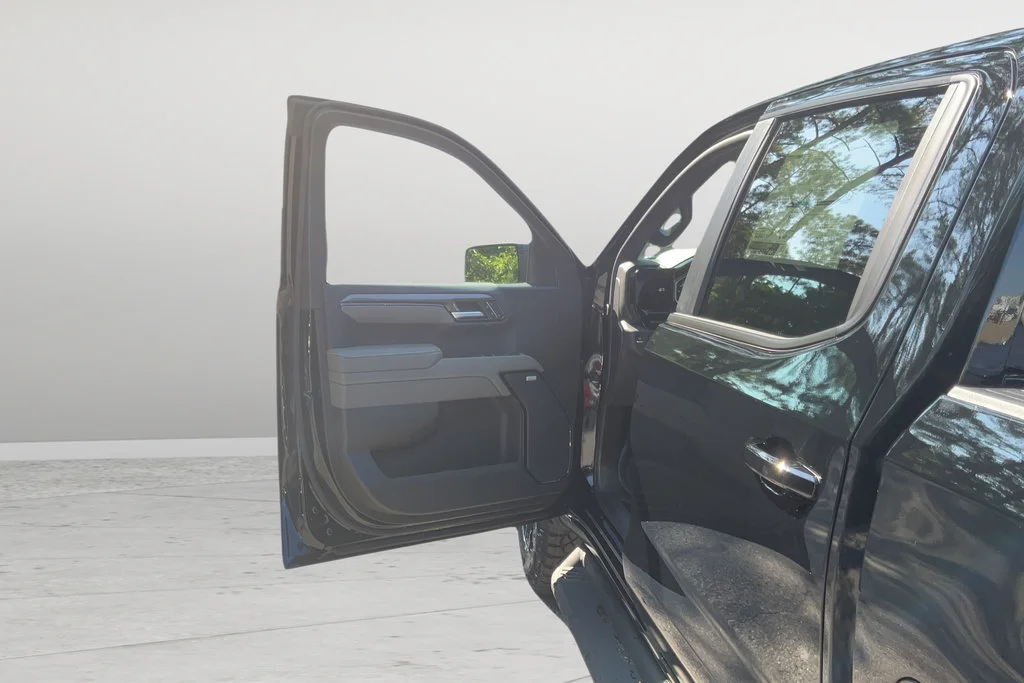2026 Chevrolet Silverado 1500 ZR2 - Photo 17