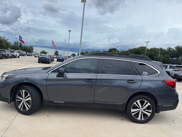 Used 2018 Gray Subaru 2.5i image 5