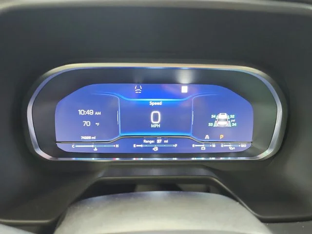 Used 2023 Beige Chevrolet High Country image 23