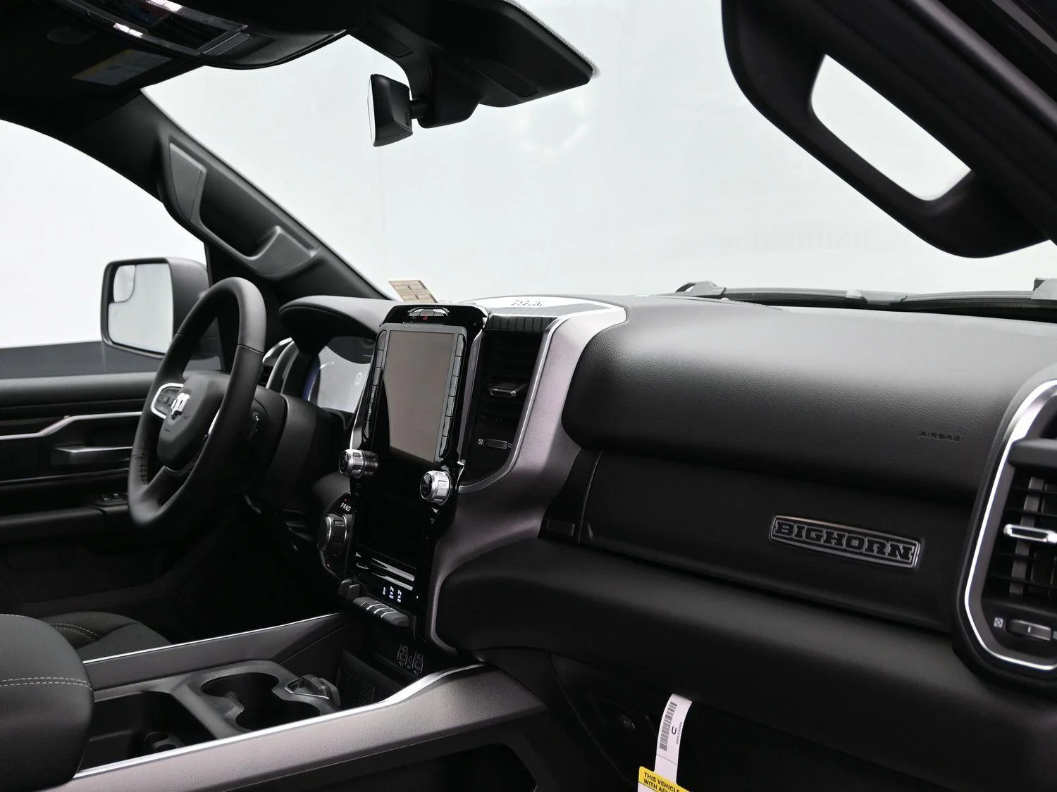 New 2026 Diamond Black Crystal Pearl-Coat Exterior Paint RAM Big Horn image 10
