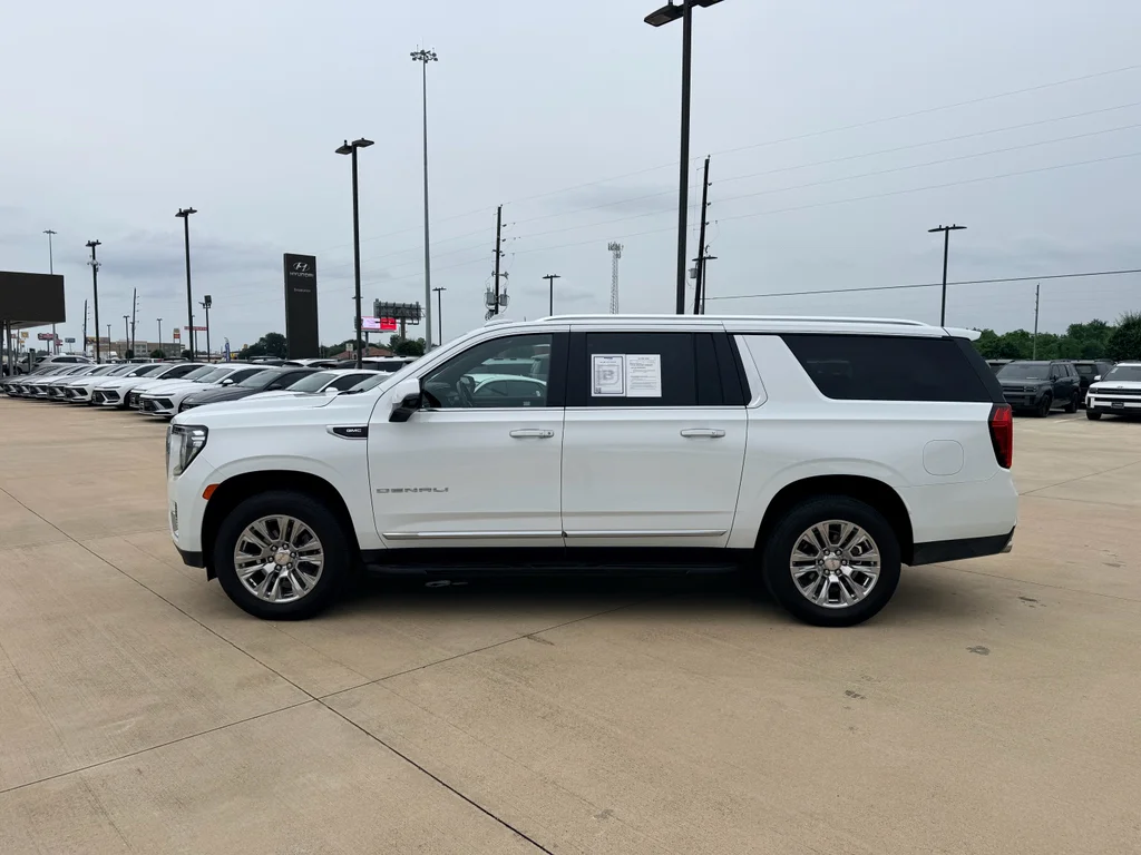 Used 2021 Summit White GMC Denali image 8