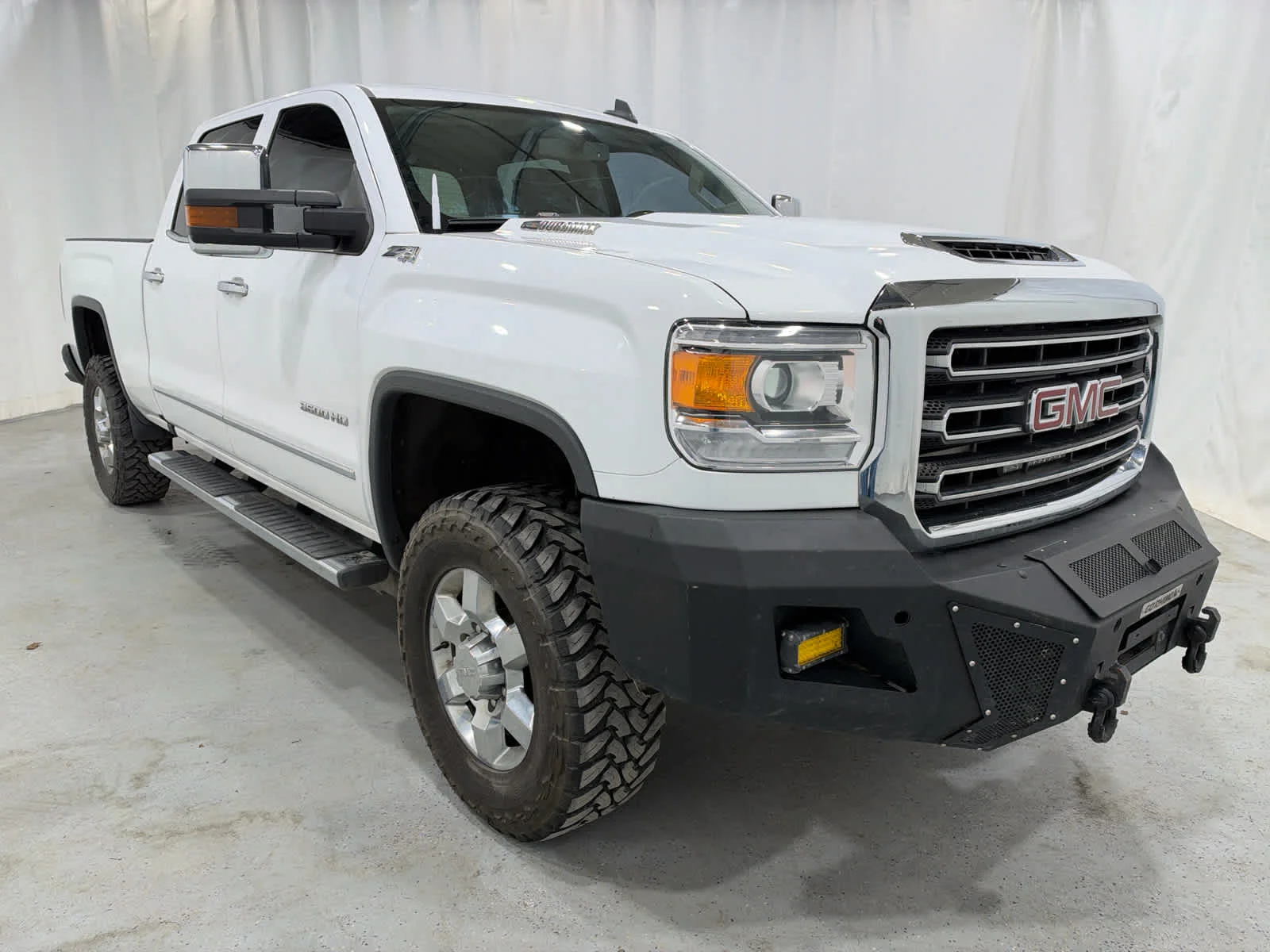 Certified Used 2018 SUMMIT WHITE GMC SLT image 7