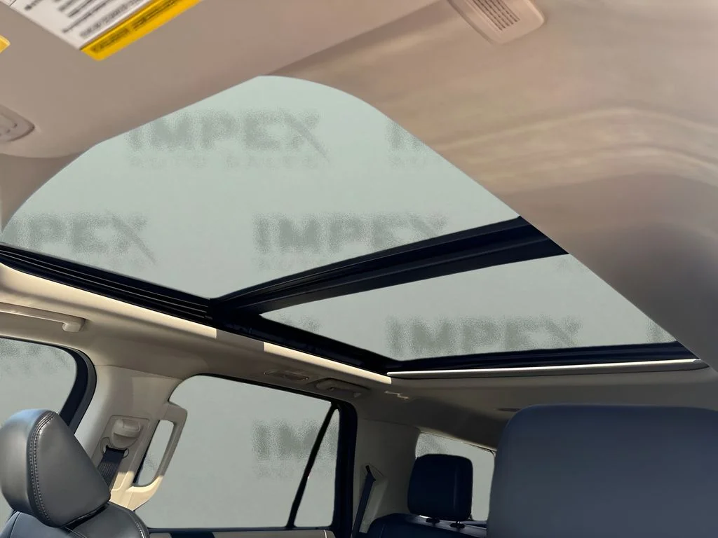 Used 2024 White Ford XLT image 6